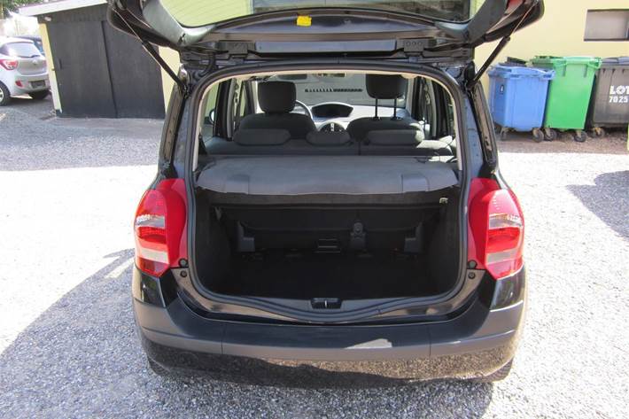 undefined Renault Grand Modus fra 2010 set udefra