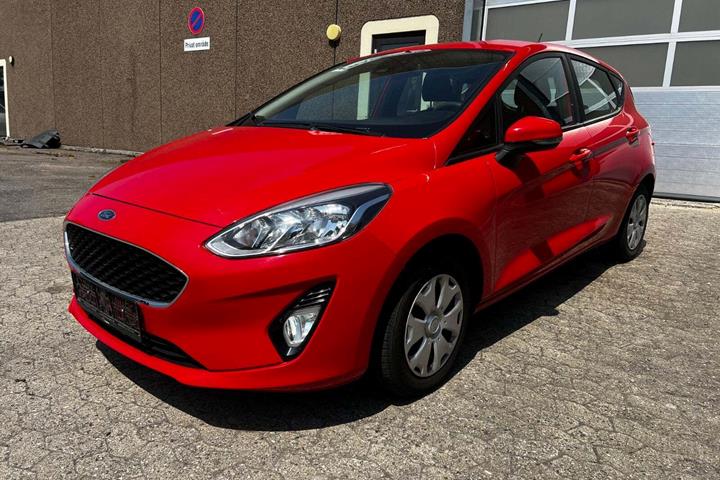 Rød Ford Fiesta fra 2018 set udefra