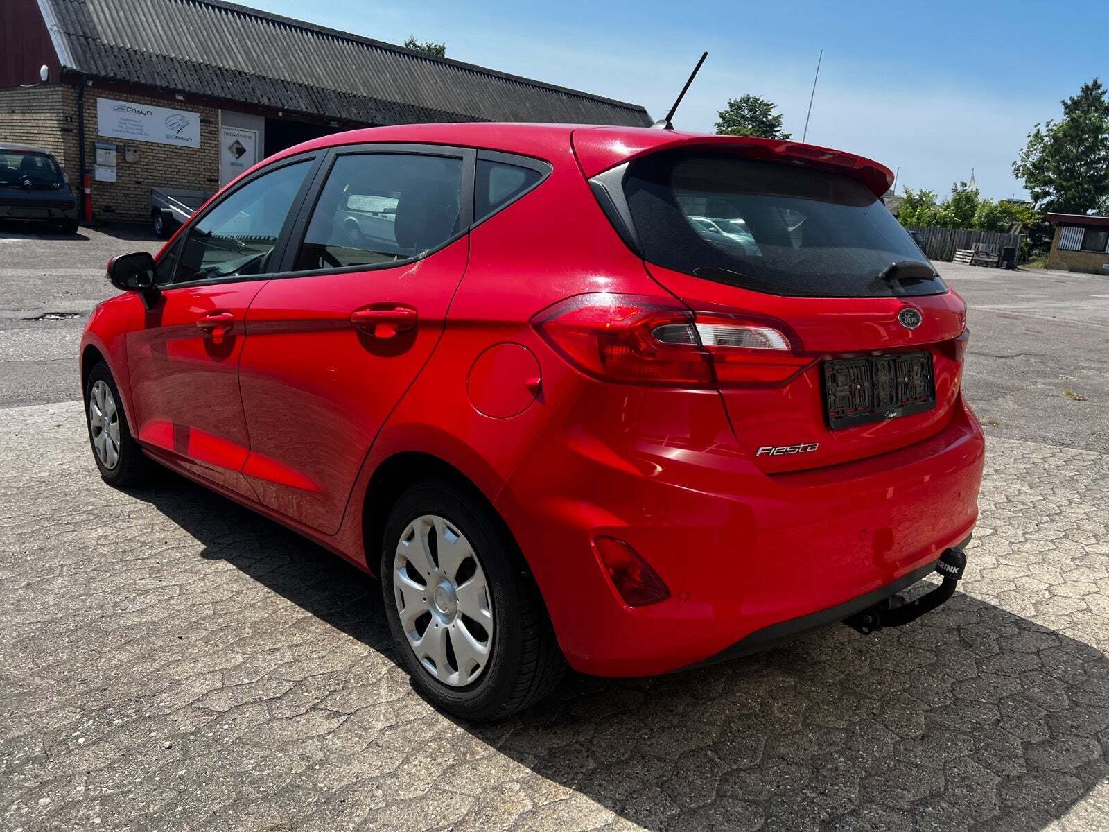 Rød Ford Fiesta fra 2018