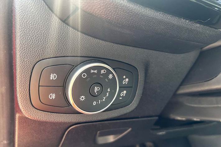 Rød Ford Fiesta fra 2018