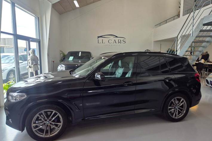 Sort BMW X3 fra 2021
