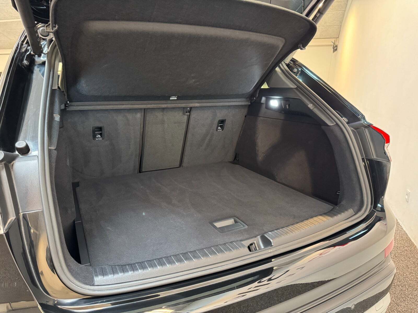 Sort Audi Q4 e-tron fra 2022