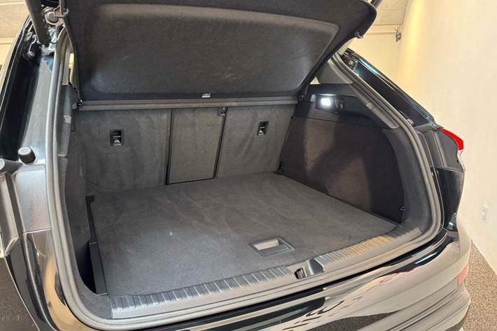 Sort Audi Q4 e-tron fra 2022