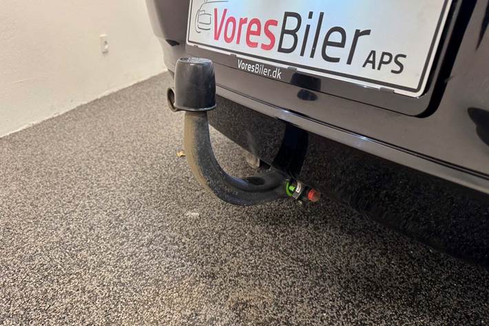 Sort BMW 120d fra 2014