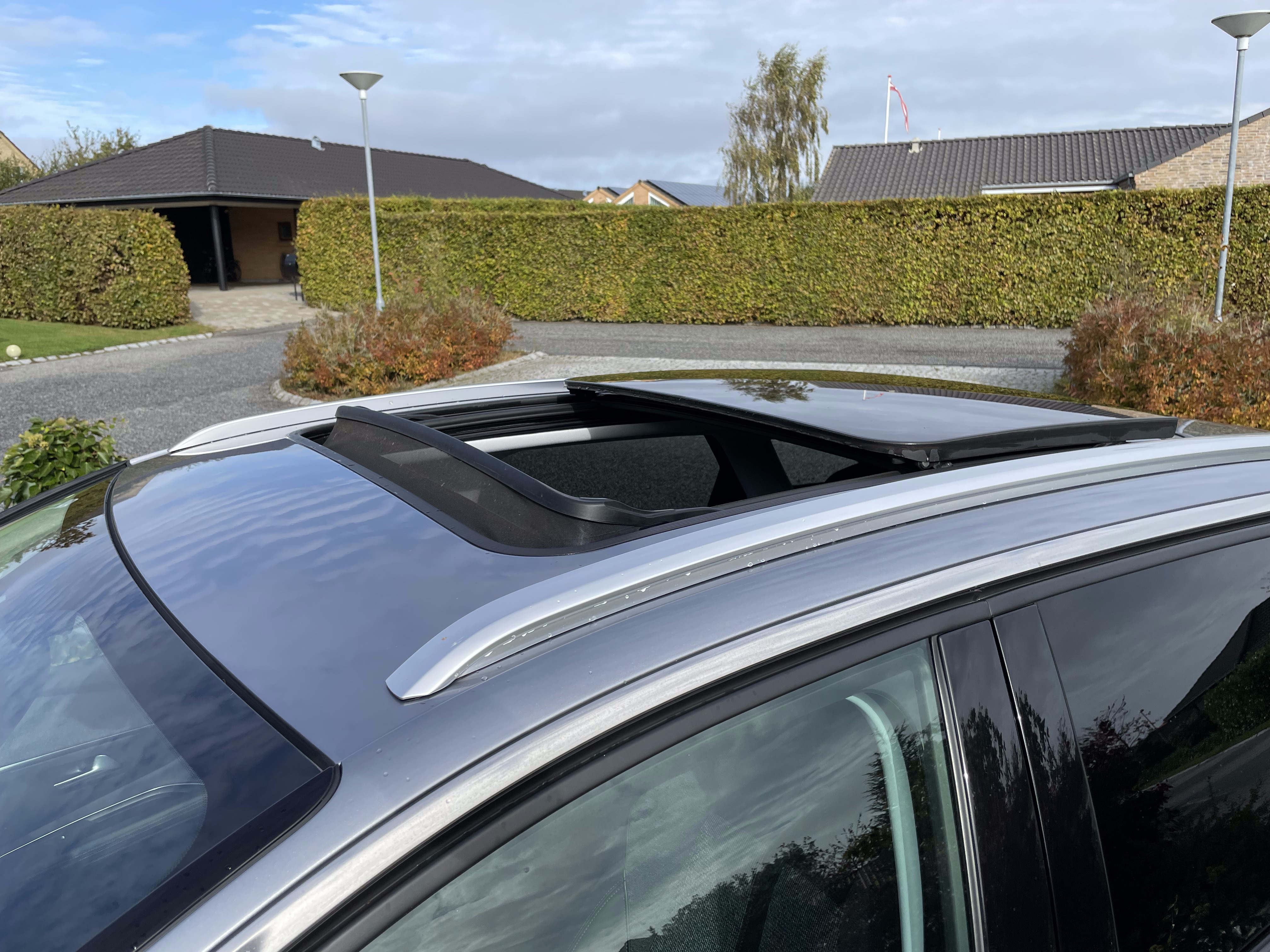 Grå Peugeot 3008 fra 2018