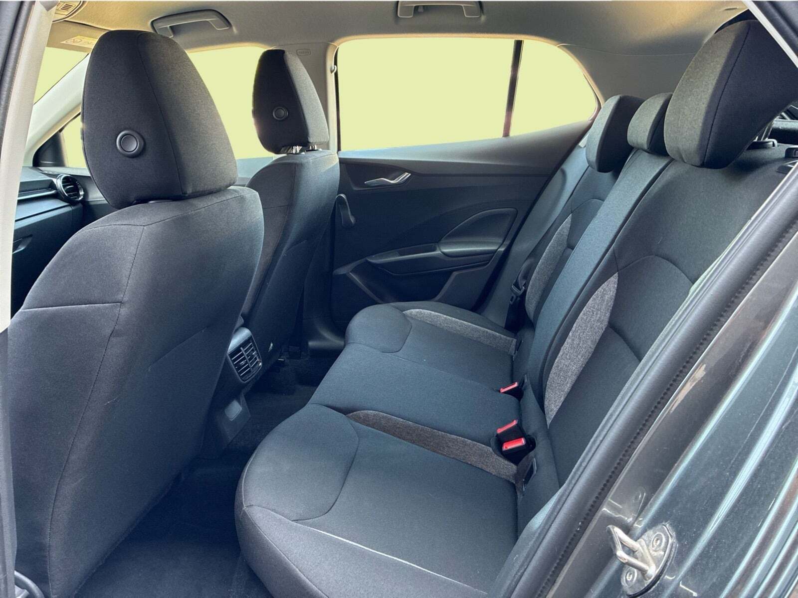 Grå Skoda Fabia fra 2023