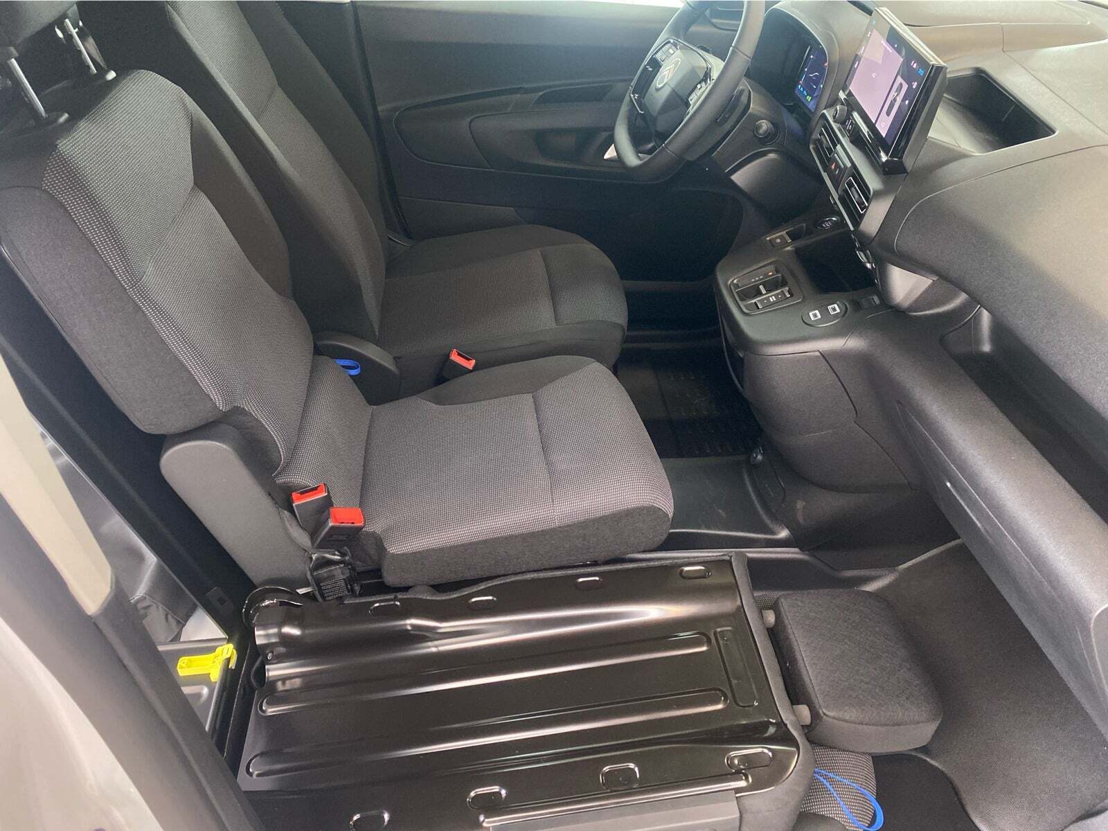 Hvid Citroën ë-Berlingo fra 2025