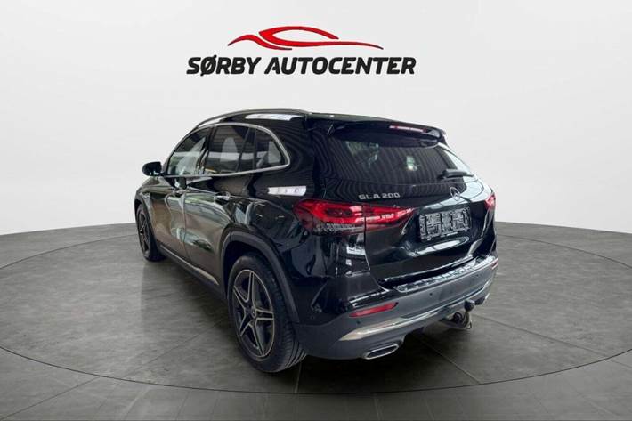 undefined Mercedes GLA200 fra 2021
