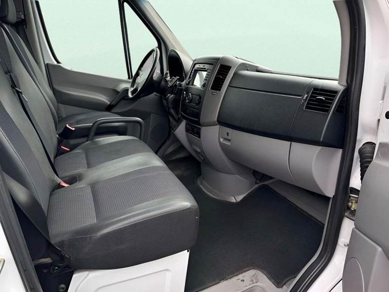 Mercedes Sprinter 319 3,0 CDi R3 Kassevogn aut.