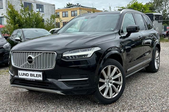 Sort Volvo XC90 fra 2017