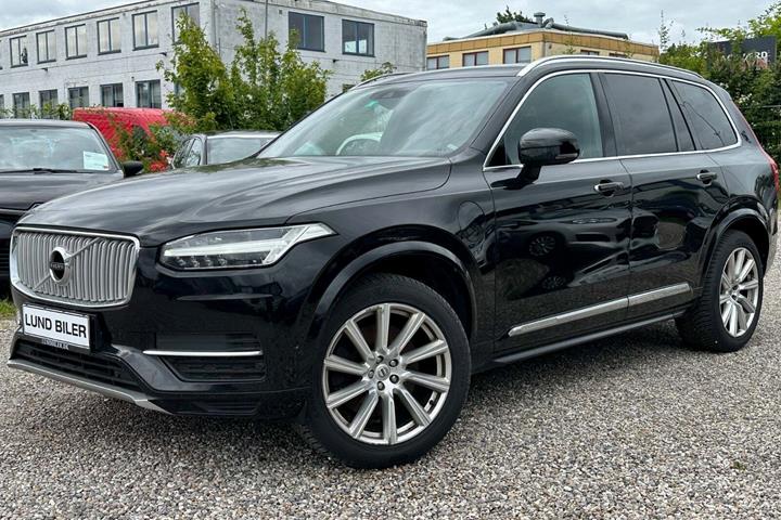 Sort Volvo XC90 fra 2017