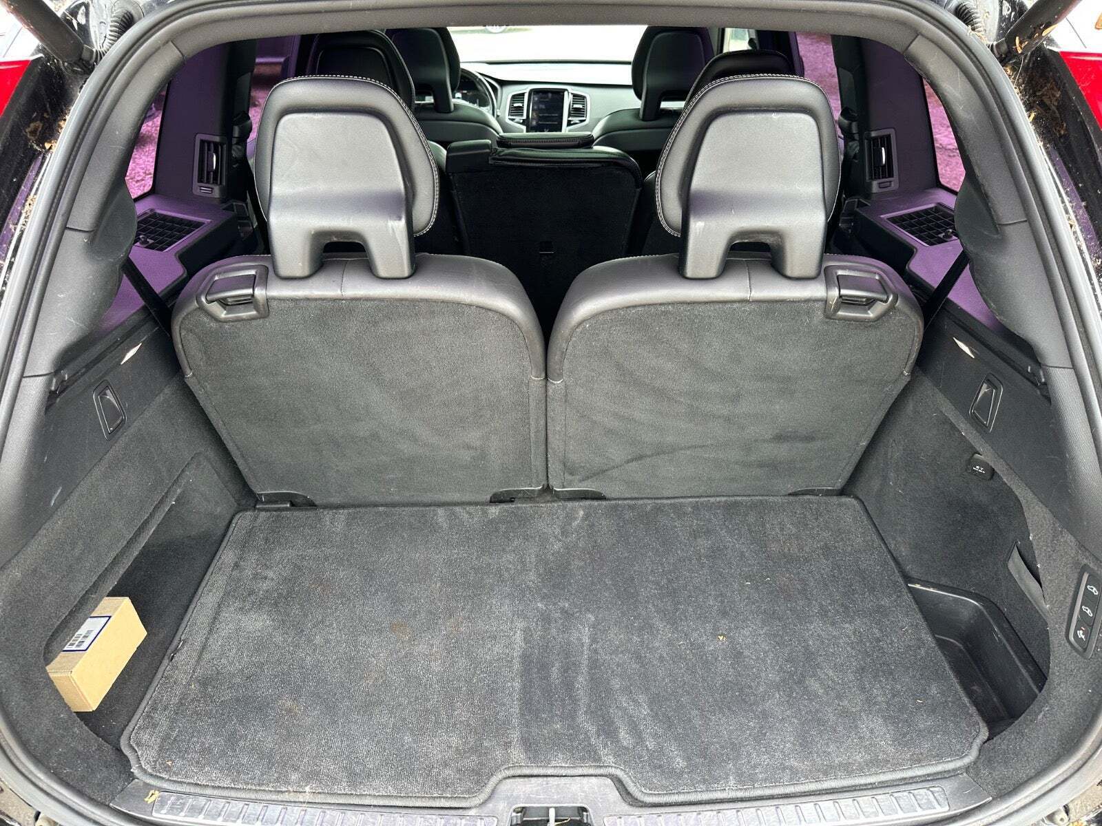 Sort Volvo XC90 fra 2017