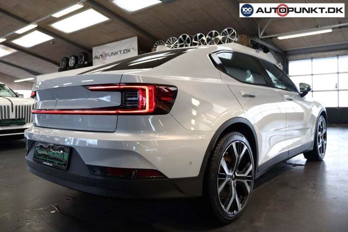 Hvid Polestar 2 fra 2021