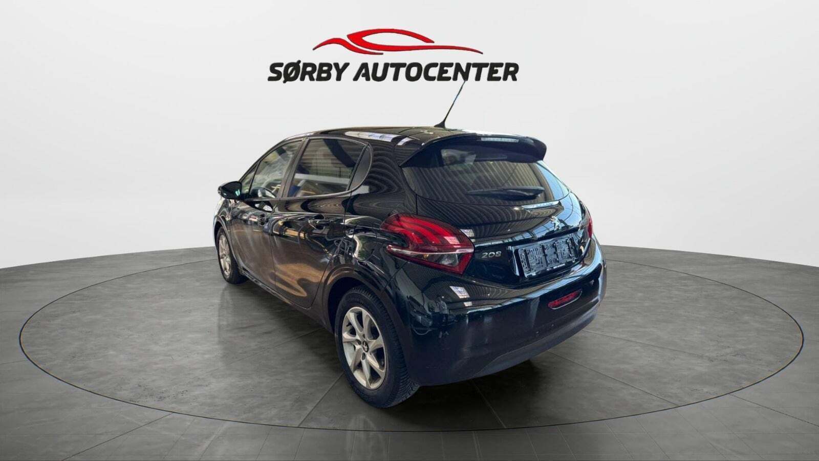 Sort Peugeot 208 fra 2019