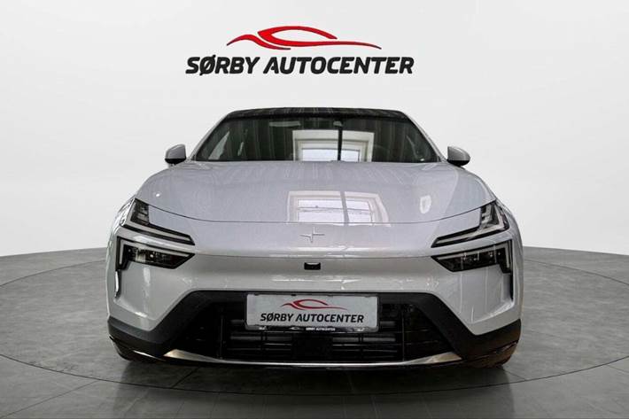 Hvid Polestar 4 fra 2025
