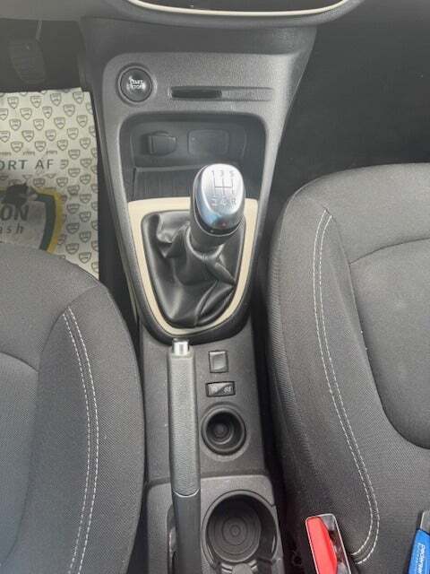 Sort Renault Captur fra 2018