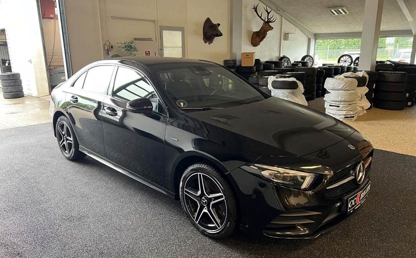 Mercedes A250 e