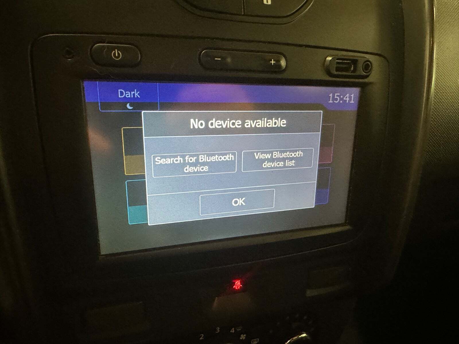 Hvid Dacia Duster fra 2016