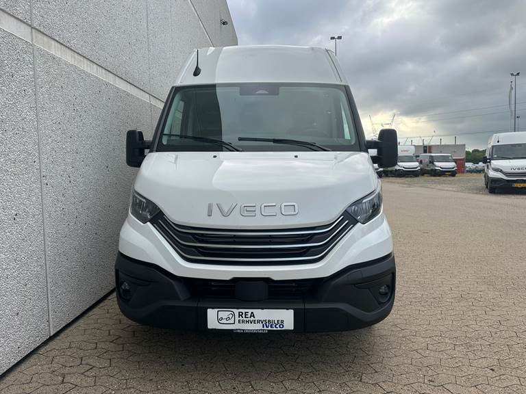 Iveco Daily 3,0 35C18 12m3 D Hi-Matic 180HK Van 8g Aut.