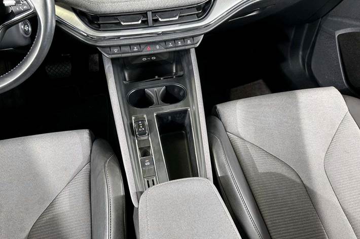 Sølv Skoda Enyaq fra 2022