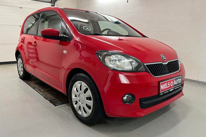 Rød Skoda Citigo fra 2013