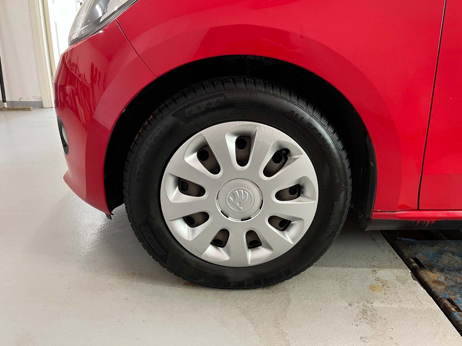Rød Skoda Citigo fra 2013