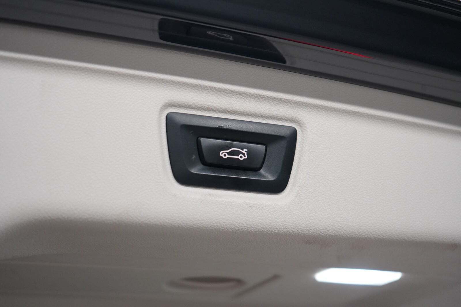 BMW 330e 2,0 Touring Sport Line aut.