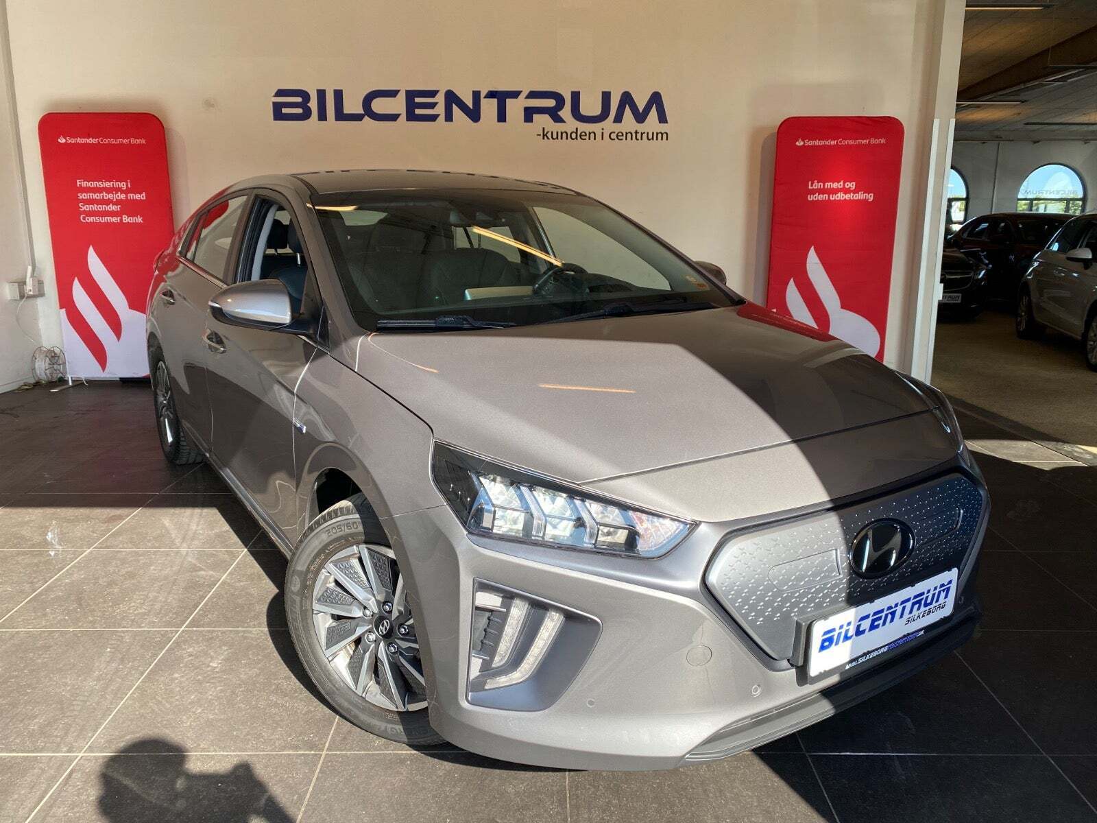 Hyundai Ioniq 40 EV Premium