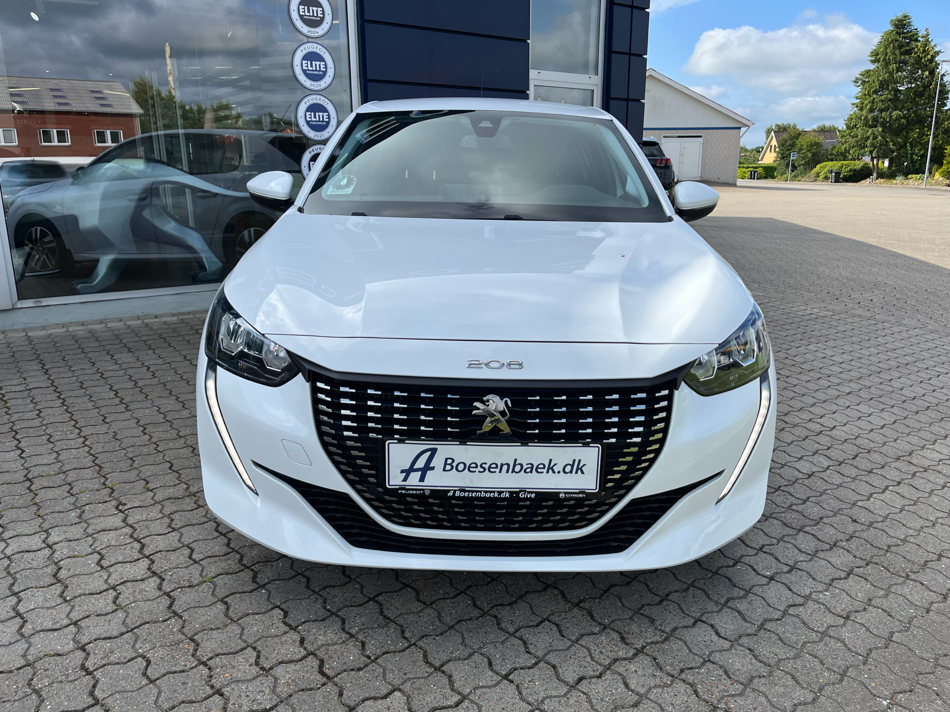 Peugeot 208 1,2 PureTech Allure Grand 100HK 5d 6g