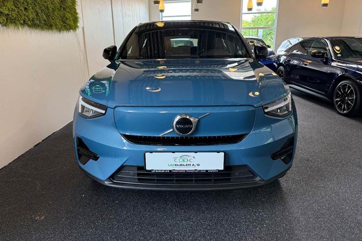 Sort Volvo C40 fra 2023