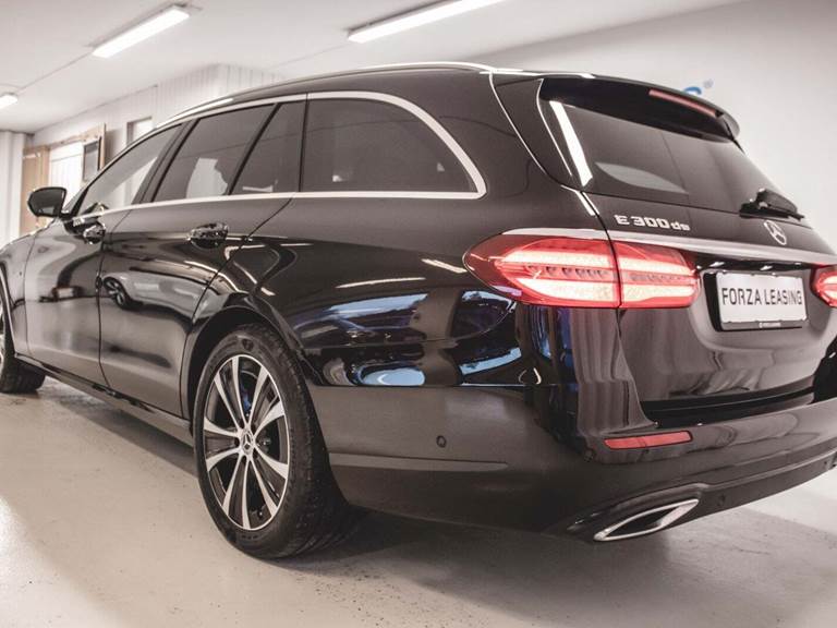 Mercedes E300 de 2,0 Advantage stc. aut.