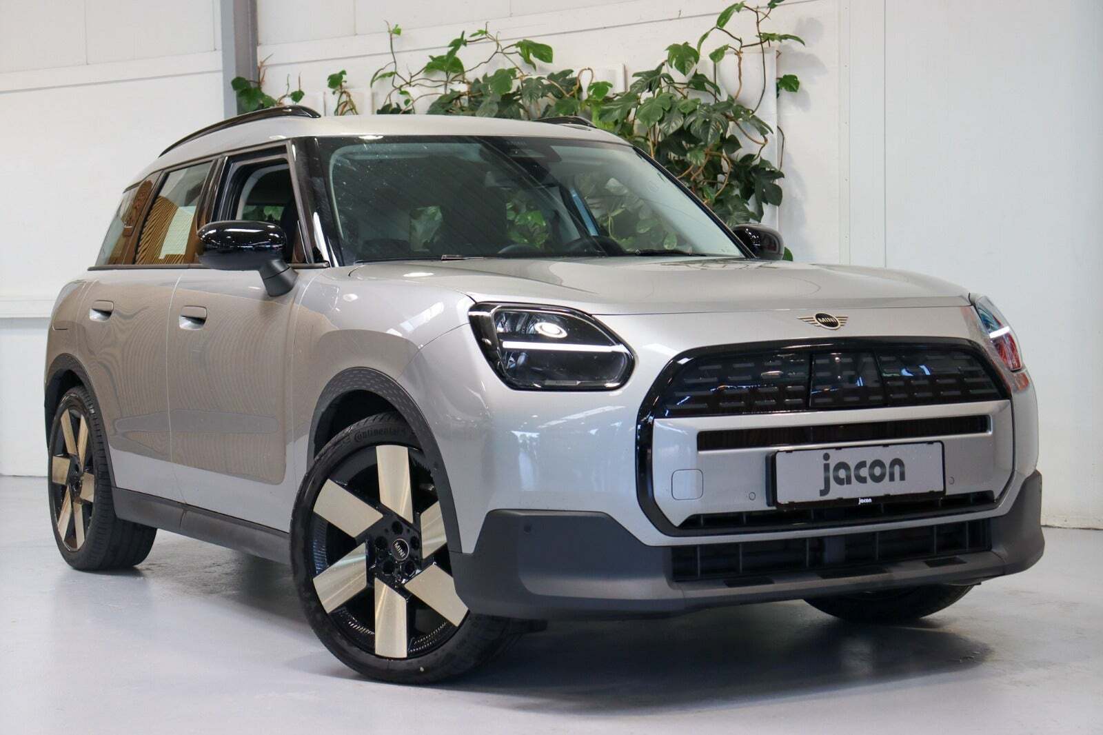 Mini Countryman E Essential Trim XS