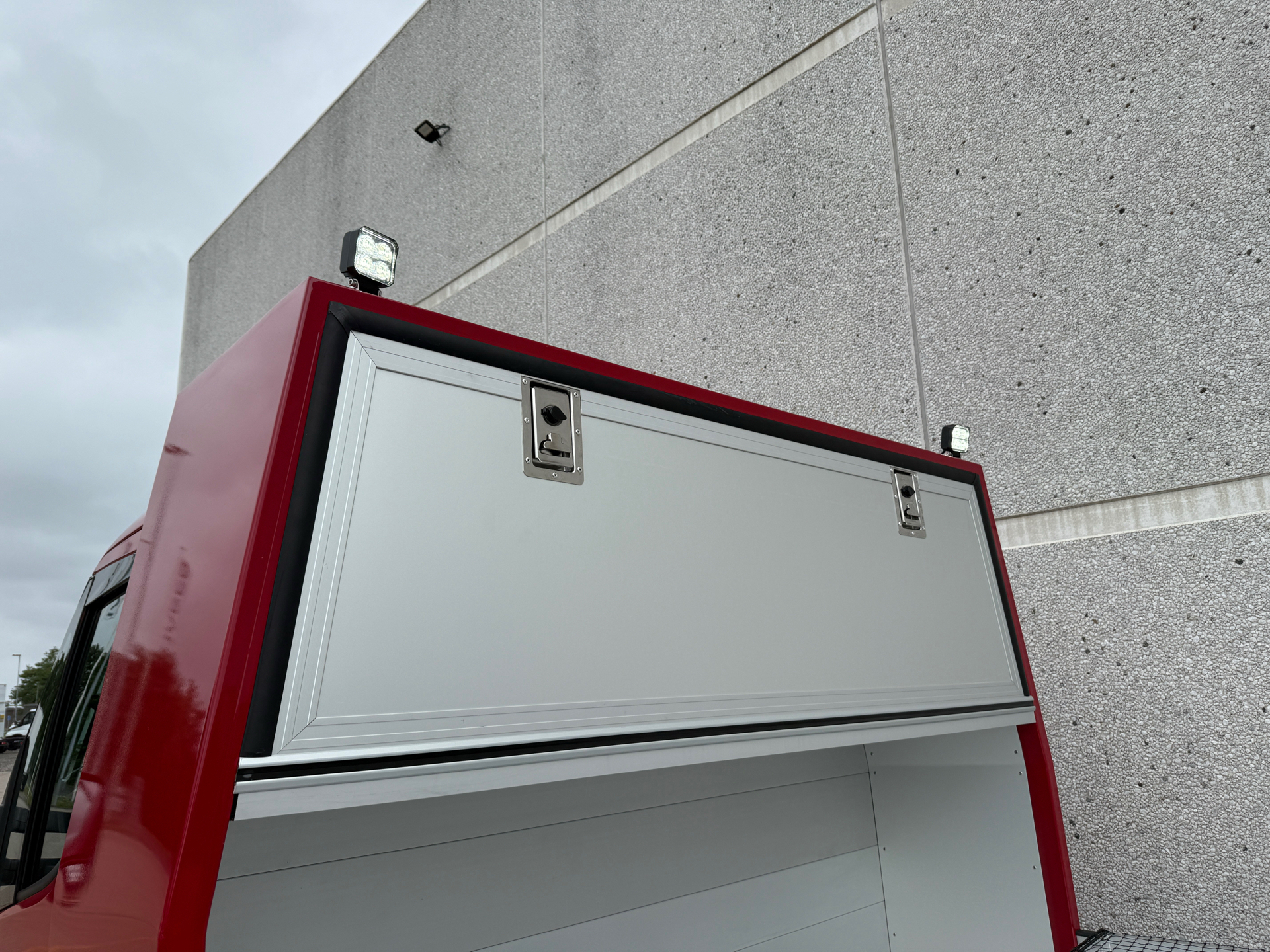 Rød Iveco Daily fra 2025