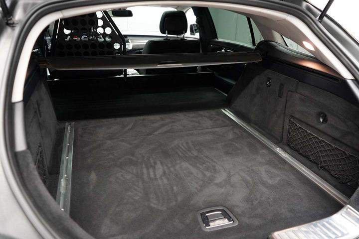 Sort Mercedes CLS350 fra 2013