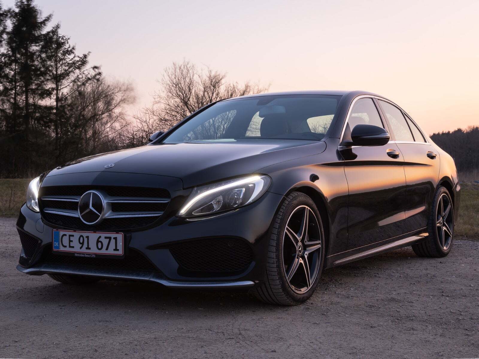 Sort Mercedes C220 d fra 2017