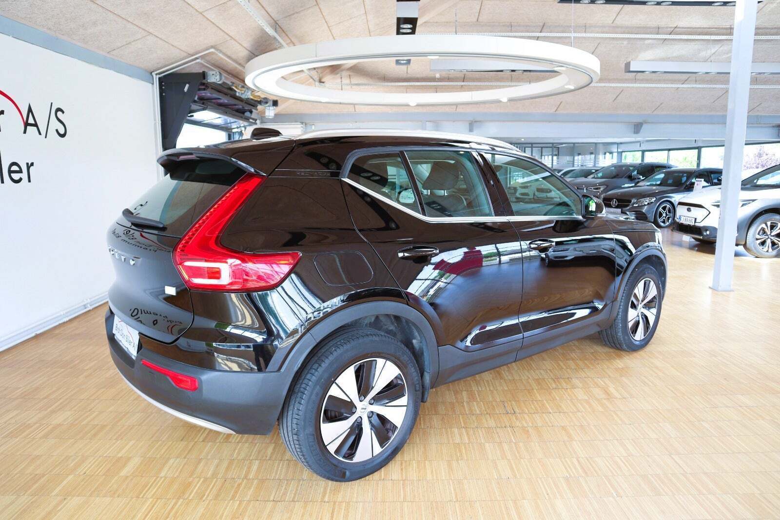 Sort Volvo XC40 fra 2022