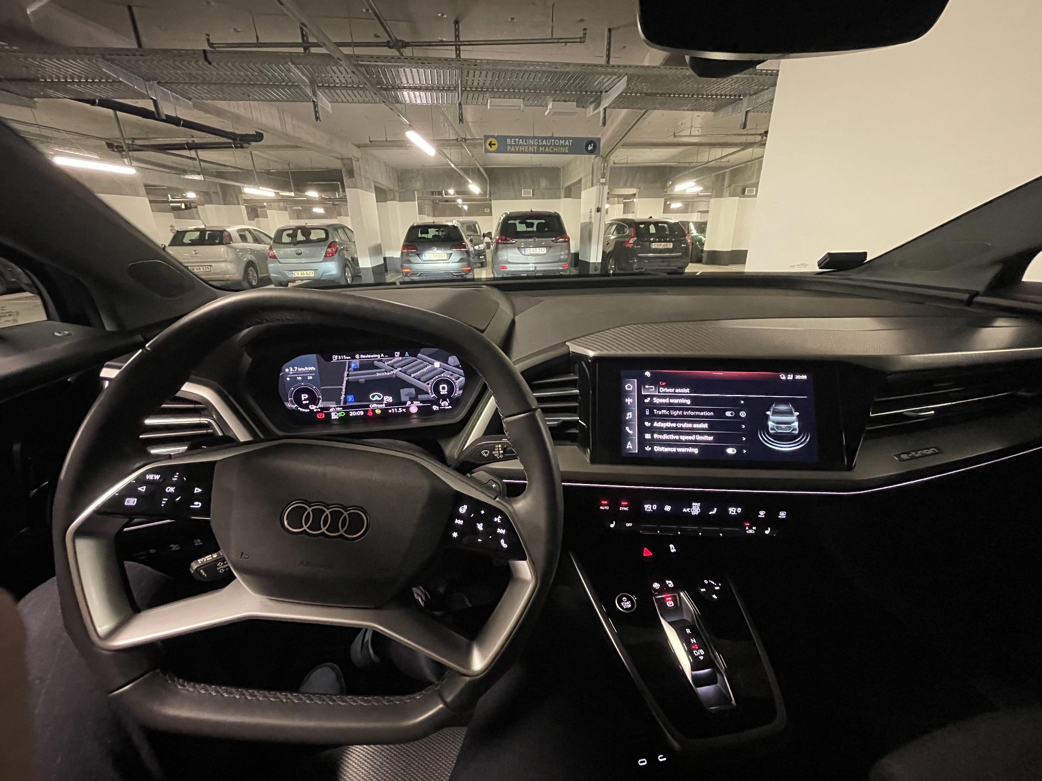 Sort Audi Q4 e-tron fra 2021
