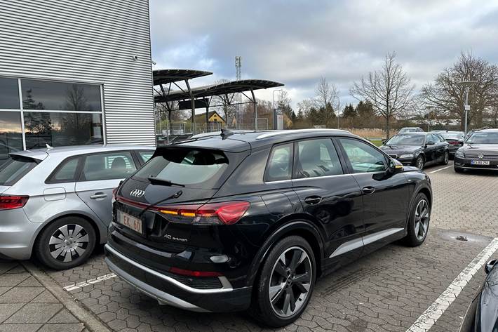 Sort Audi Q4 e-tron fra 2021