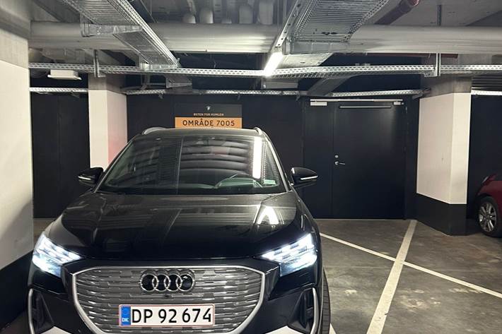 Sort Audi Q4 e-tron fra 2021