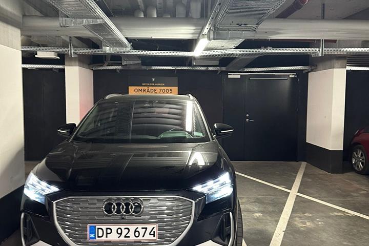 Sort Audi Q4 e-tron fra 2021