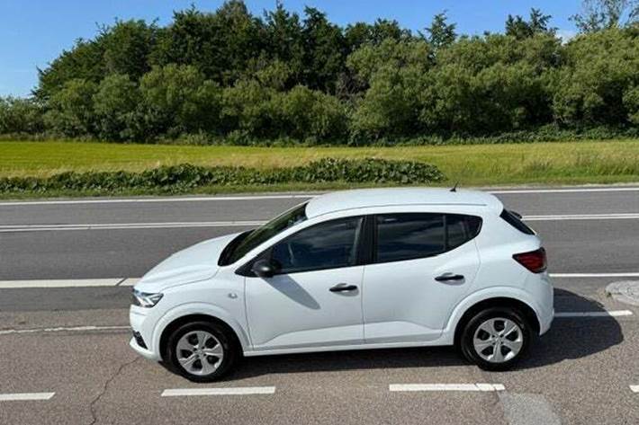 Hvid Dacia Sandero fra 2022