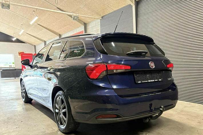 undefined Fiat Tipo fra 2017