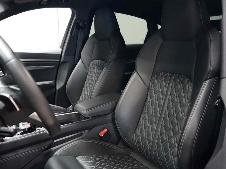 Audi e-tron S Sportback quattro