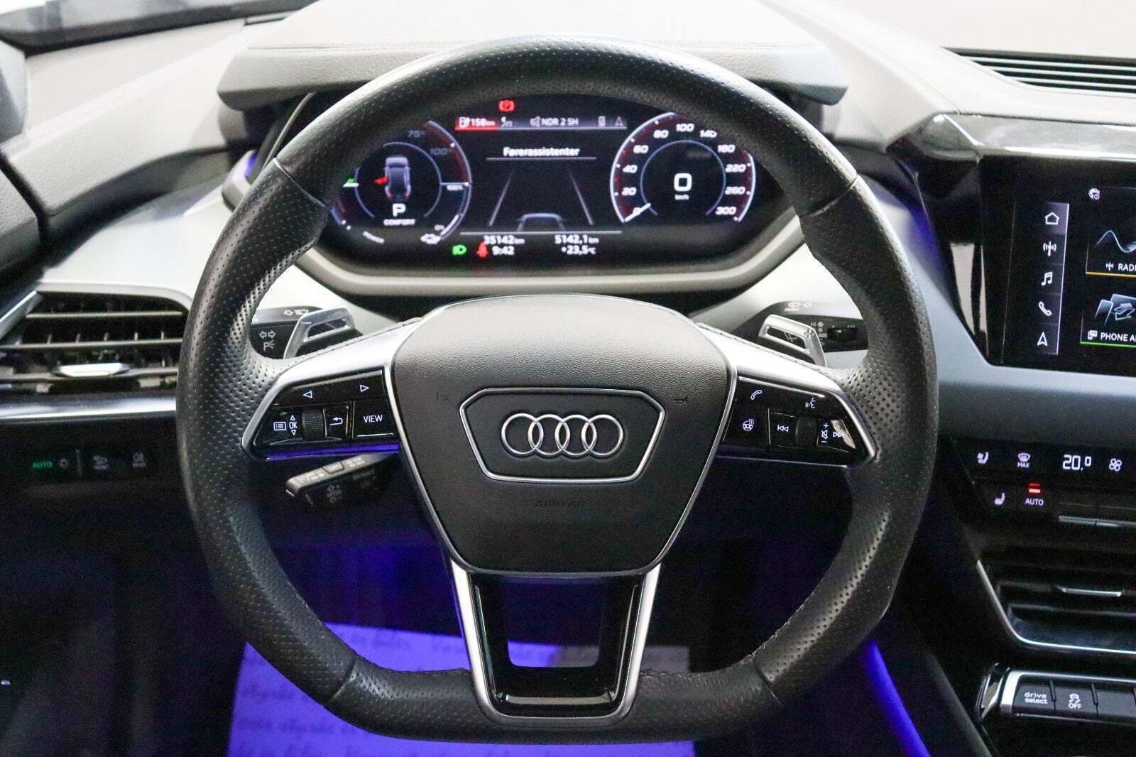 Grå Audi e-tron GT fra 2022