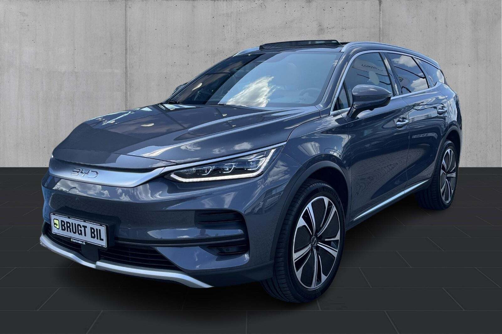Grå BYD Tang fra 2024 set udefra