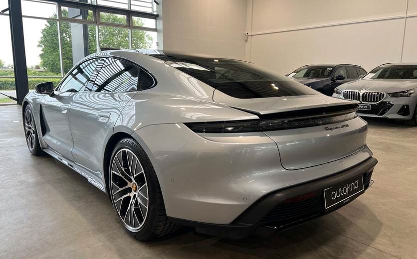 Porsche Taycan GTS