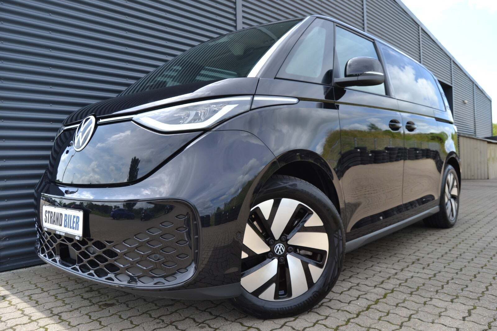 Sort VW ID.Buzz fra 2024