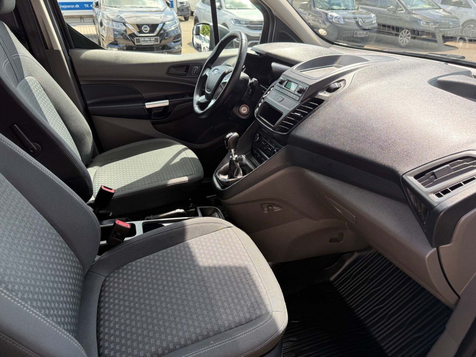 Ford Transit Connect 1,5 EcoBlue Active kort