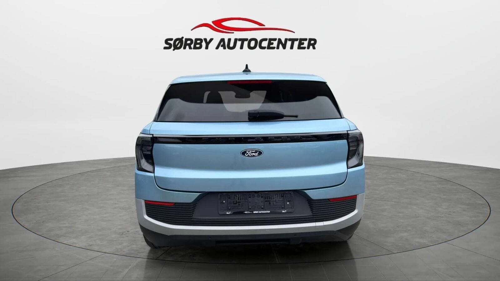 Ford Explorer 82 Premium Extended Range