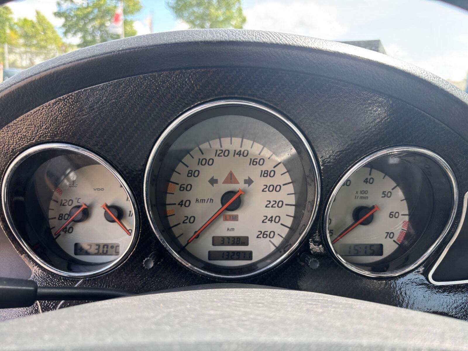 Sølv Mercedes SLK200 fra 1998